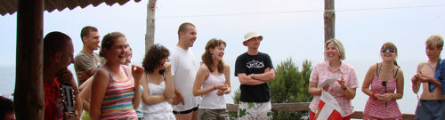 wolontariusze z młodzieżą na Krymie 2009